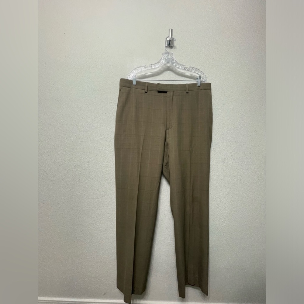 Mens perry Ellis tan dress slacks size 34